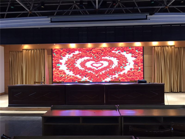 �Ї��˱�ʏ���ֹ�˾���h��LED�@ʾ��